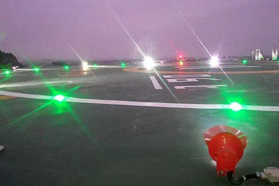 直升机停机坪最终进近和起飞区灯